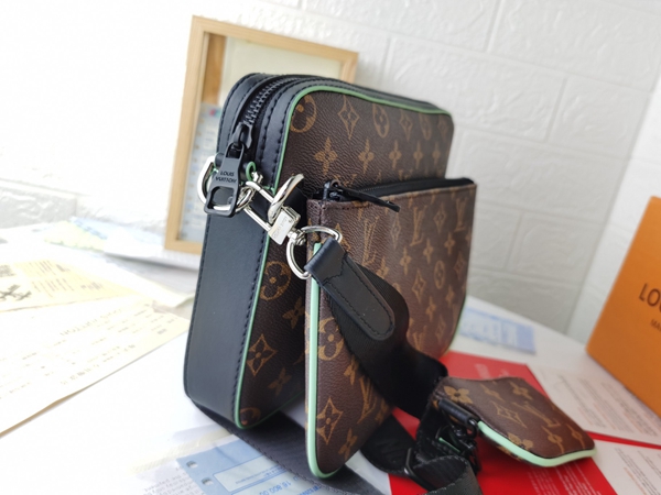 ルイヴィトンバッグ内部構造